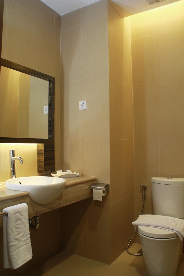 Sutanraja Hotel Kotamobagu Экстерьер фото